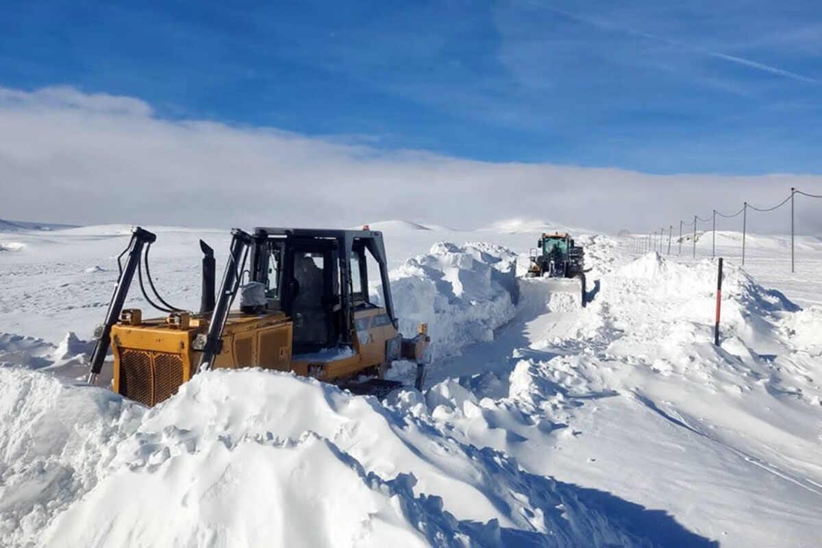 <p>Mühəndis təminatı üzrə tədbirlərin icrası davam etdirilir</p>