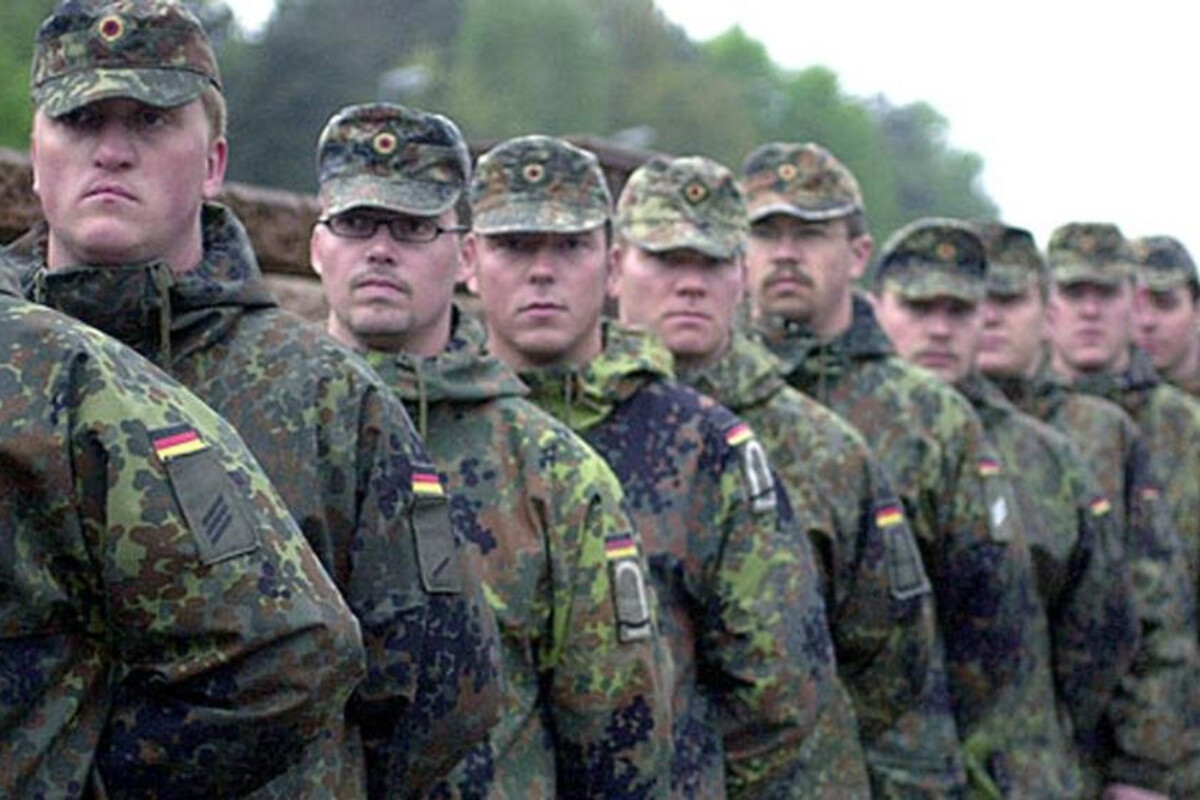 <p>Alman ordusundan türkcə ÇAĞIRIŞ...+FOTO</p>
