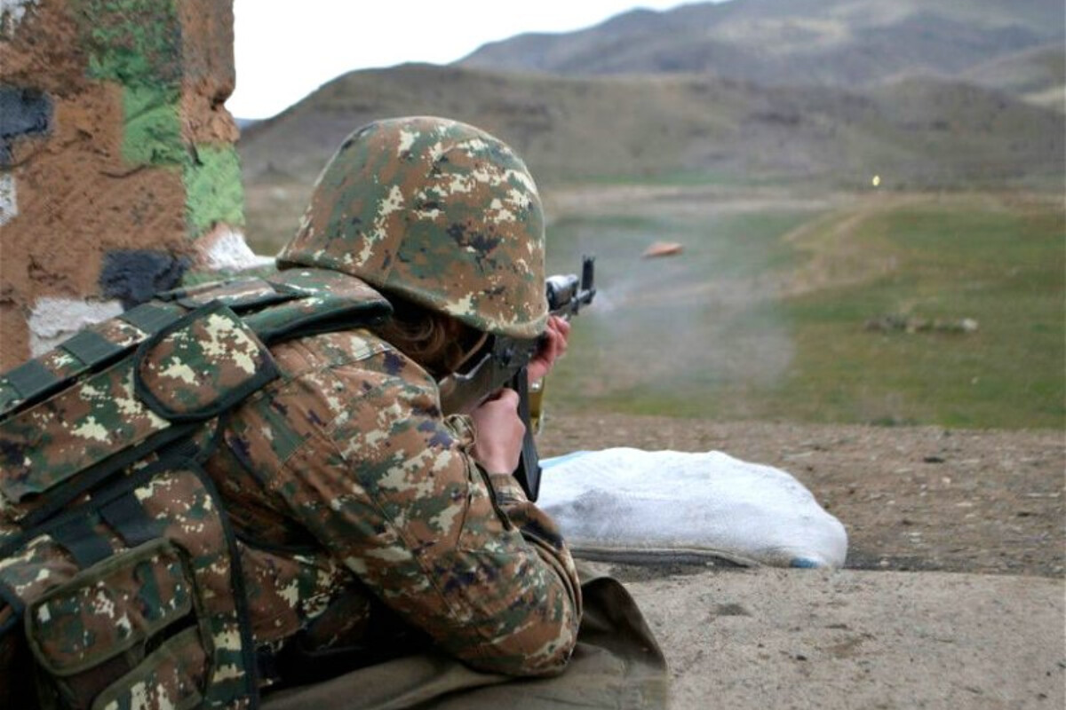<p>Ermənilər mövqelərimizi atəşə tutdu -&nbsp;hərbçimiz yaralandı</p>