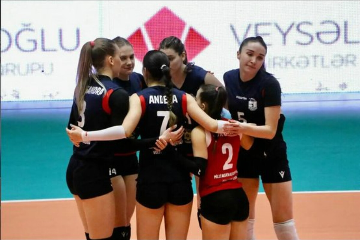 <p>&nbsp;Qadın voleybolçular 15-ci tura başlayıblar</p>