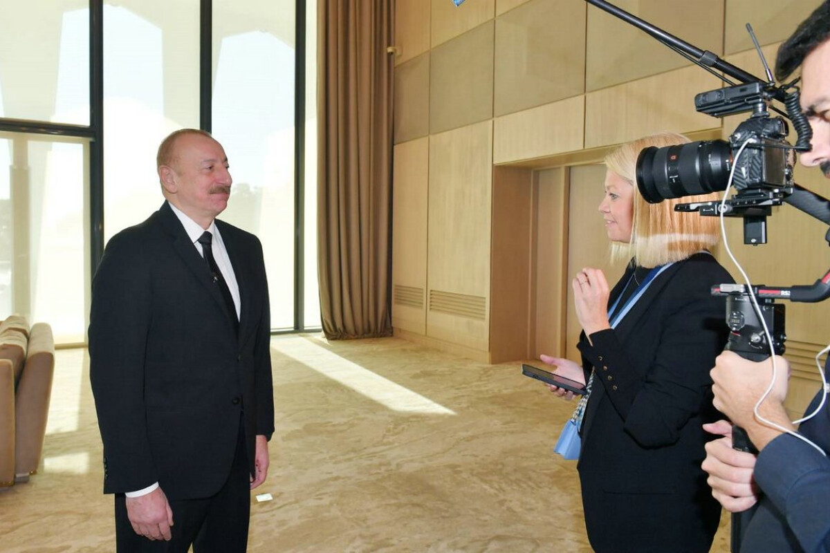 <p>İlham Əliyev &ldquo;Euronews&rdquo; televiziyasına müsahibə verib</p>