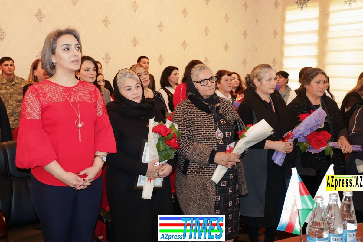 <p>Ağcabədidə 8 mart Beynəlxalq&nbsp;Qadınlar Günü...</p>

<p>&nbsp;</p>

<p>&nbsp;</p>