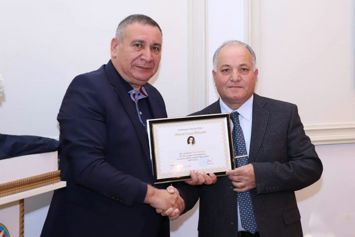 <p>Faiq Balabəylinin 60 illik yubileyi və&nbsp;&ldquo;Dənizçi həyatı&rdquo; kitabının təqdimatı keçirilib</p>