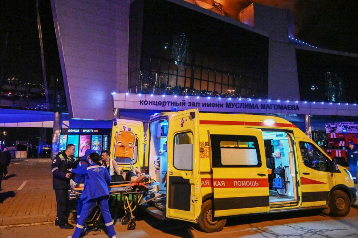 <p>DƏHŞƏT:&nbsp;Analar uşaqlarını qucaqlayıb ölüblər</p>