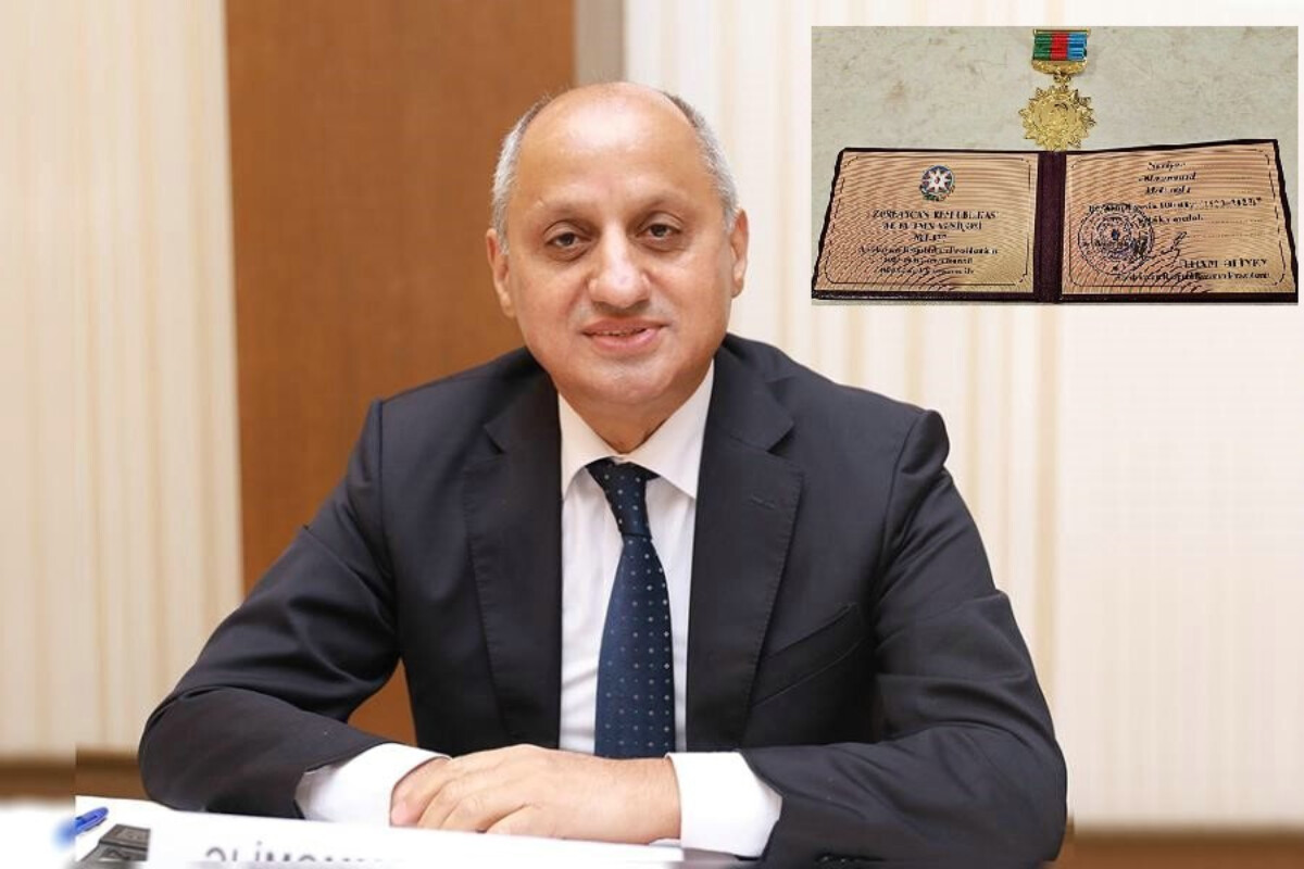 <p>Əliməmməd Nuriyev &ldquo;Heydər Əliyevin 100 illiyi&nbsp;(1923-2023)&rdquo; yubiley medalı ilə təltif olunub</p>