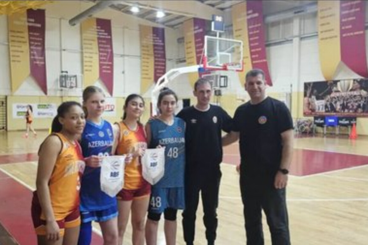 <p>Basketbolçu qızlarımız Türkiyə TMT-ni başa vurublar</p>