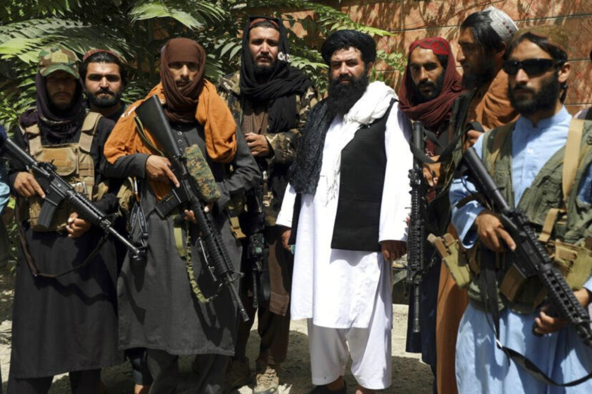 <p>"Taliban" ABŞ vətəndaşlarını&nbsp;həbs etdi</p>