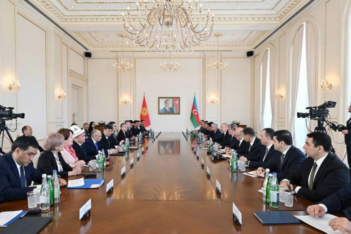 <p>Azərbaycan və Qırğızıstan Dövlətlərarası Şurasının&nbsp;2-ci iclası keçirilib</p>