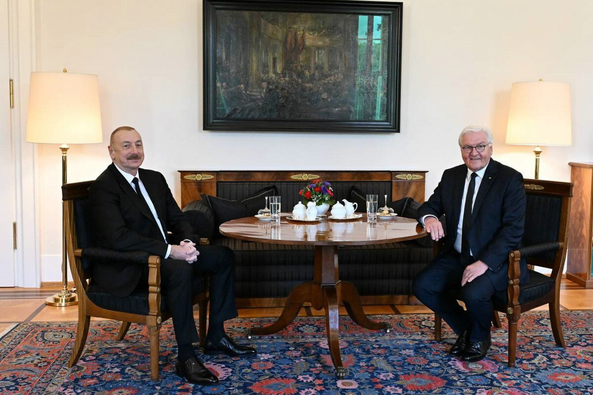 <p>İlham Əliyevin Almaniya Prezidenti ilə təkbətək görüşü olub</p>