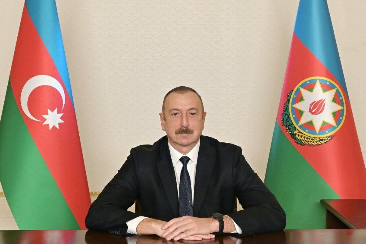 <p>İlham Əliyev Azərbaycanın pravoslav xristian icmasını təbrik etdi</p>