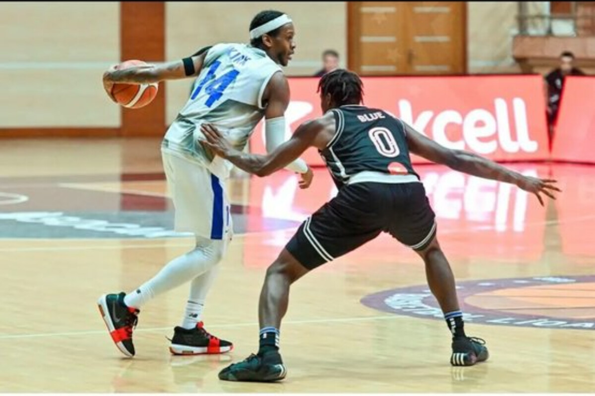 <p>&nbsp;'Sabah' ABL-nin ilk finalçısı olub</p>