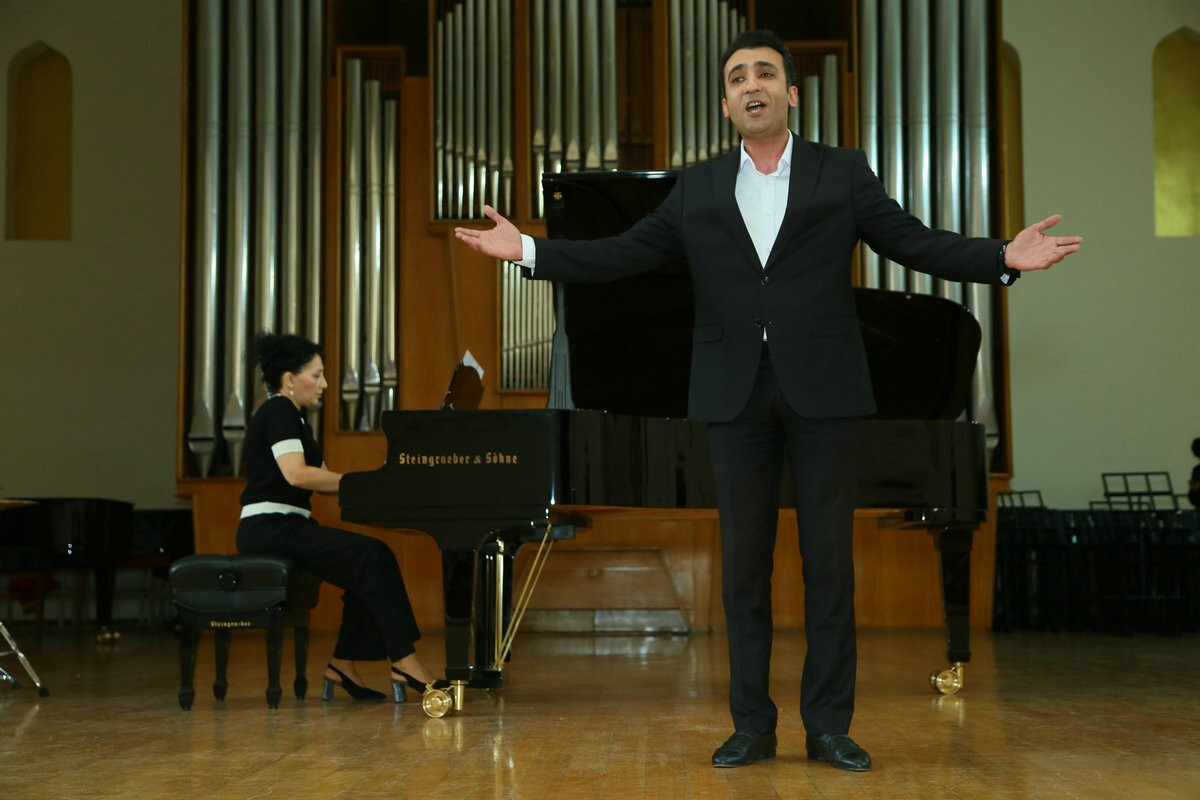 <p>&ldquo;SƏS&rdquo; ədəbi bədii tədbiri&nbsp;keçirilib</p>