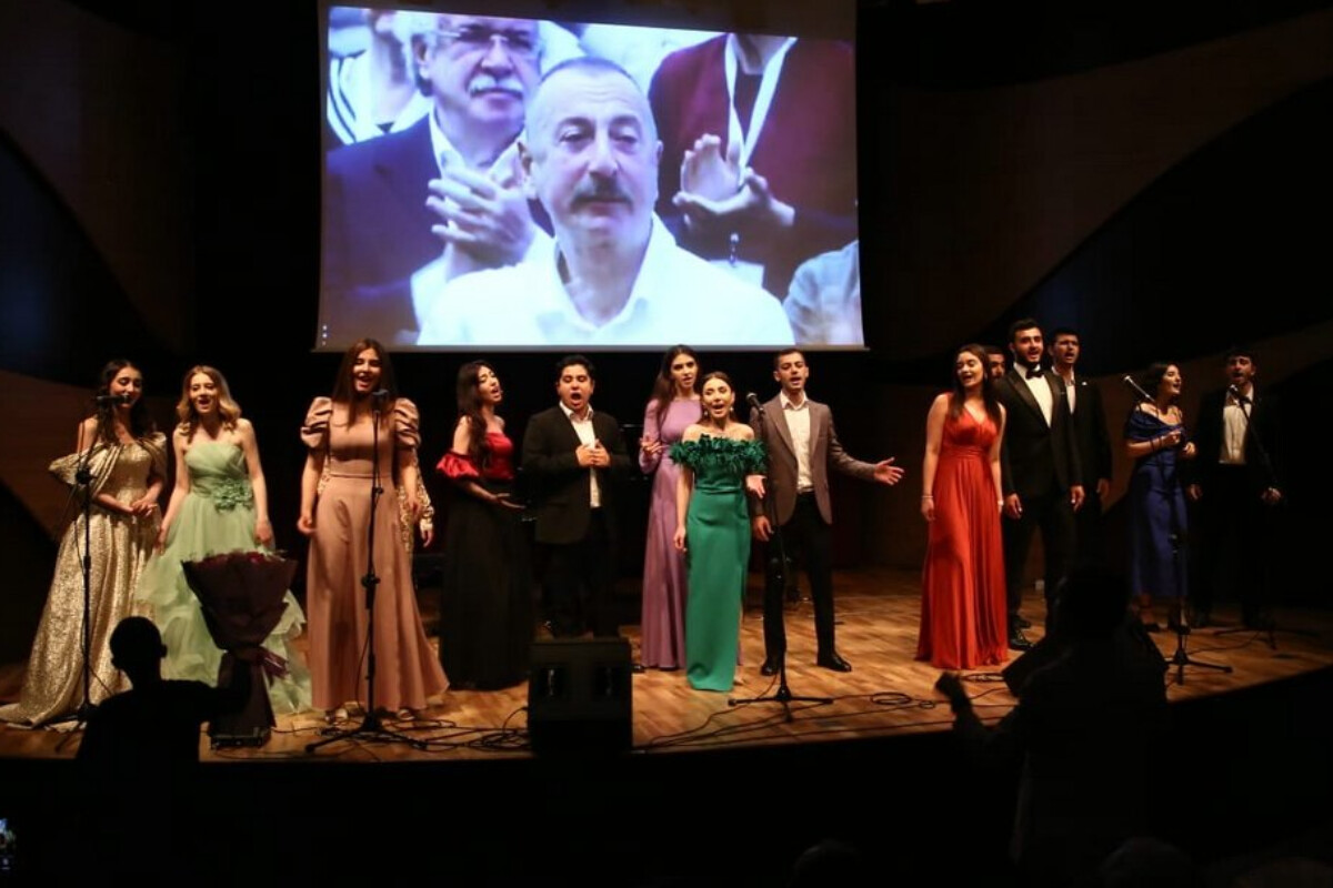 <p>BMA-da&nbsp;28 May Müstəqillik Gününə həsr olunmuş konsert</p>