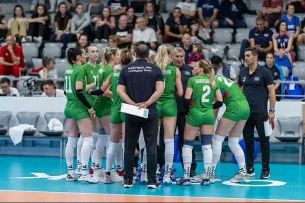 <p>Qadın voleybol millimiz Slovakiya yığmasına uduzub</p>