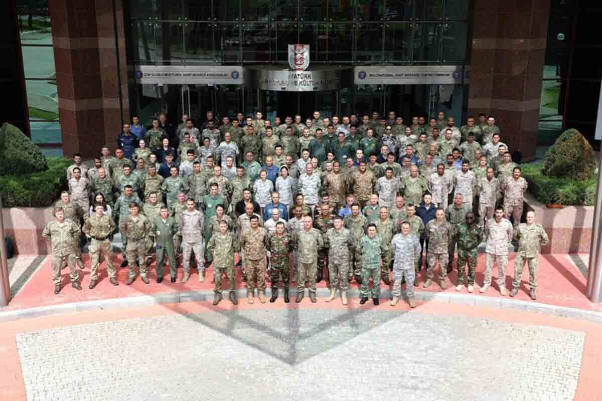 <p>Azərbaycan Ordusunun hərbçiləri &ldquo;EFES -&nbsp;2024&rdquo; təlimində</p>