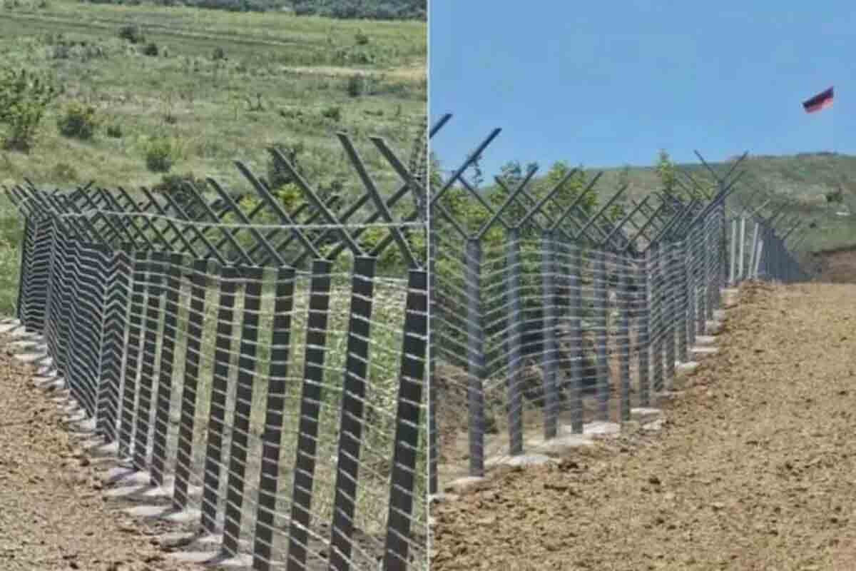 <p>Azərbaycan-Ermənistan sərhədinə tikanlı məftillər çəkildi</p>