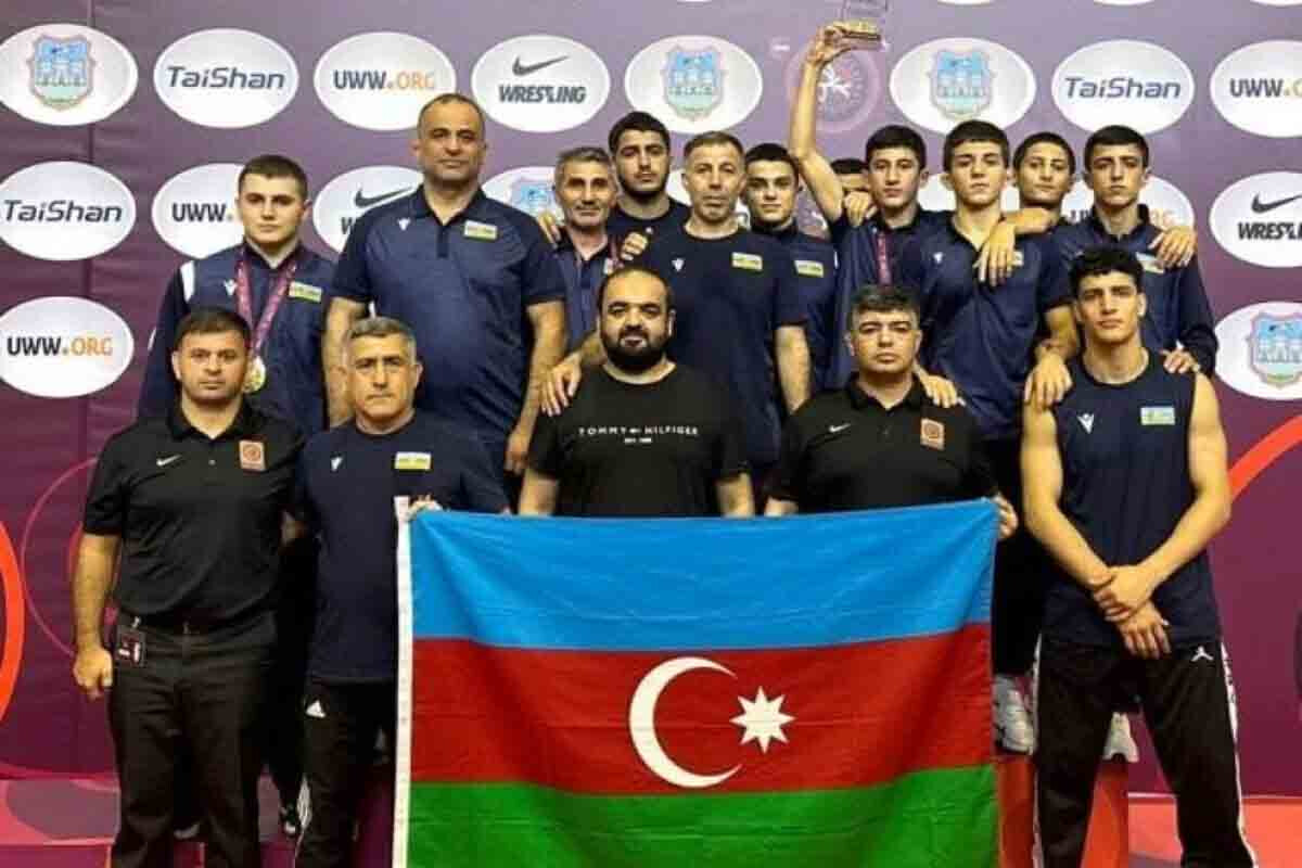 <p>Yunan-Roma güləşi üzrə U-17-miz Avropa birincisidir</p>
