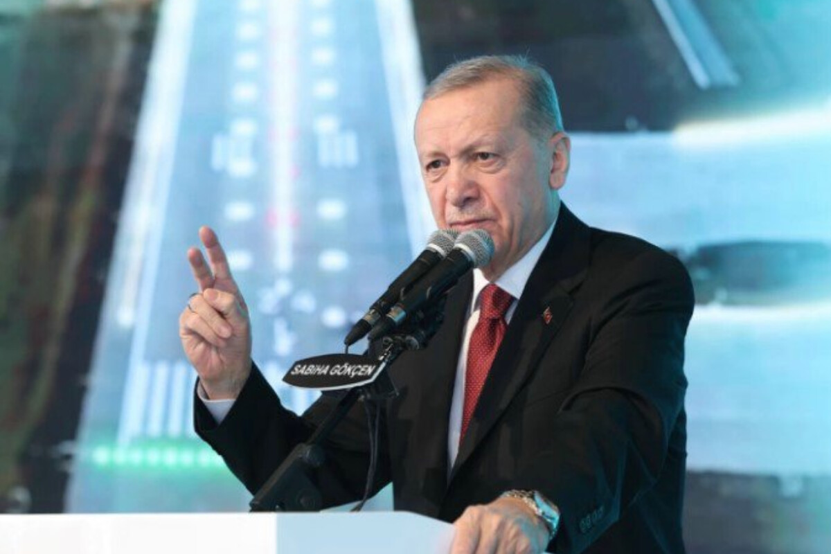 <p>Ərdoğan 176 azərbaycanlının edam edildiyi faciədən&nbsp;danışdı</p>