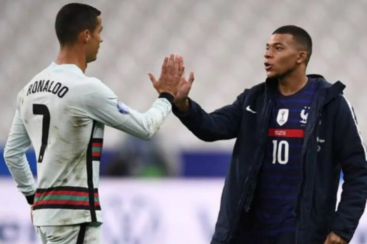 <p>Mbappe: Mən Ronaldoya&nbsp;hörmətlə yanaşıram, amma...</p>