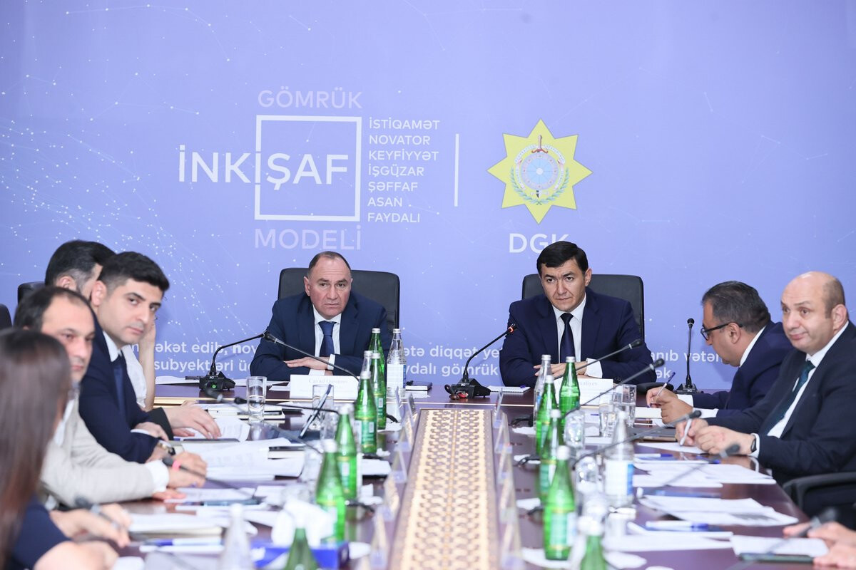 <p>&ldquo;Sərhəddə ticarət üzrə dövlət xidmətlərinin&nbsp;səmərəliliyinin artırılması&rdquo; altqrupunun növbəti iclas keçirilib</p>