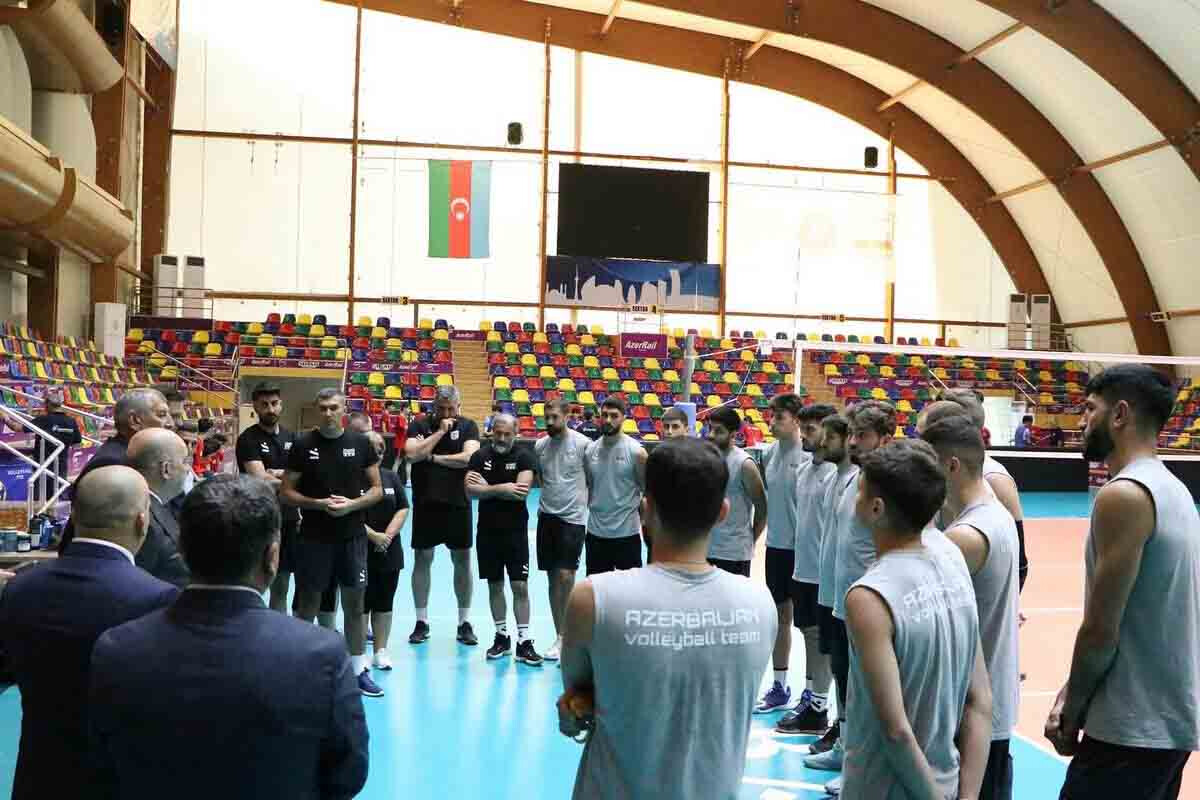 <p>Kişi voleybol yığmamız AÇ-nin&nbsp;təsnifat oyunlarına hazırlaşır</p>