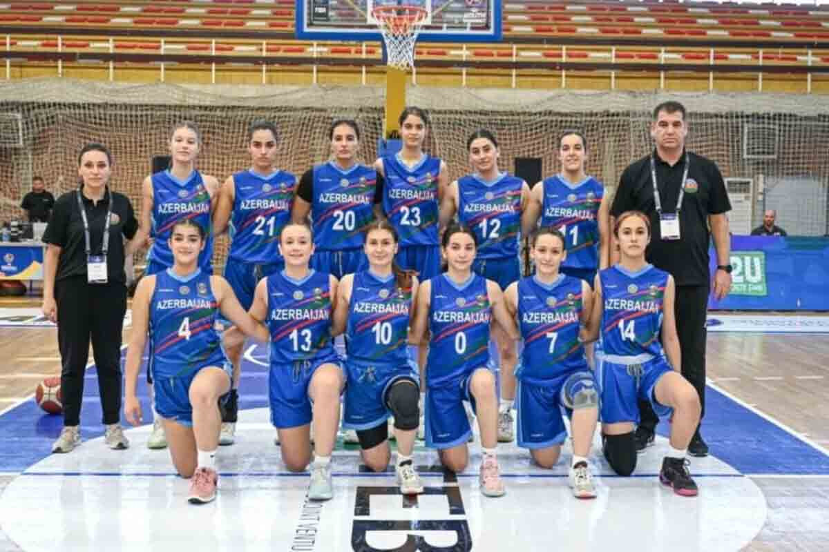 <p>U-18 basketbol yığmalarımız AÇ-nın finalında&nbsp;</p>