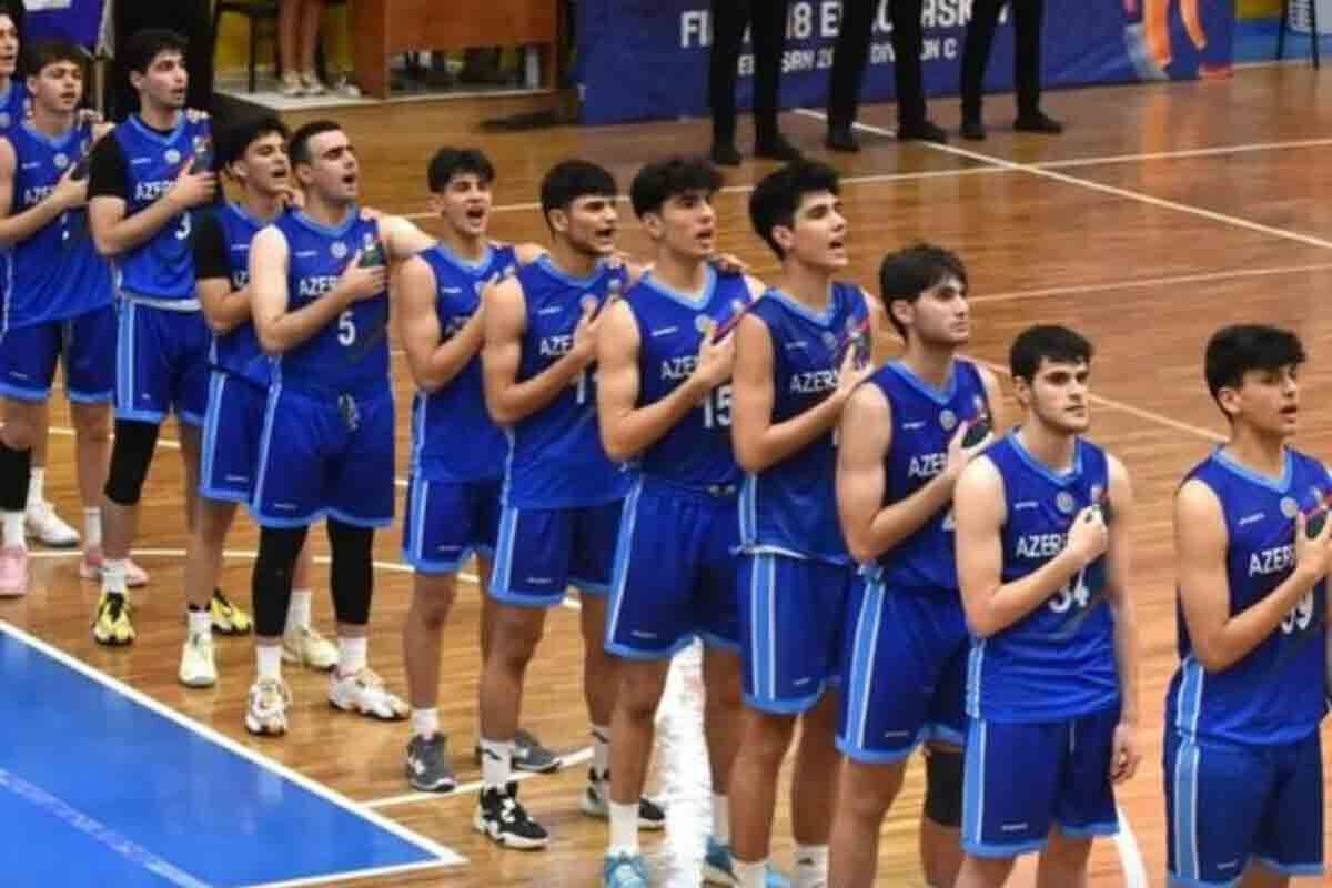 <p>Oğlanlardan ibarət U-18 basketbol yığmamız&nbsp;Avropa çempionudur&nbsp;</p>