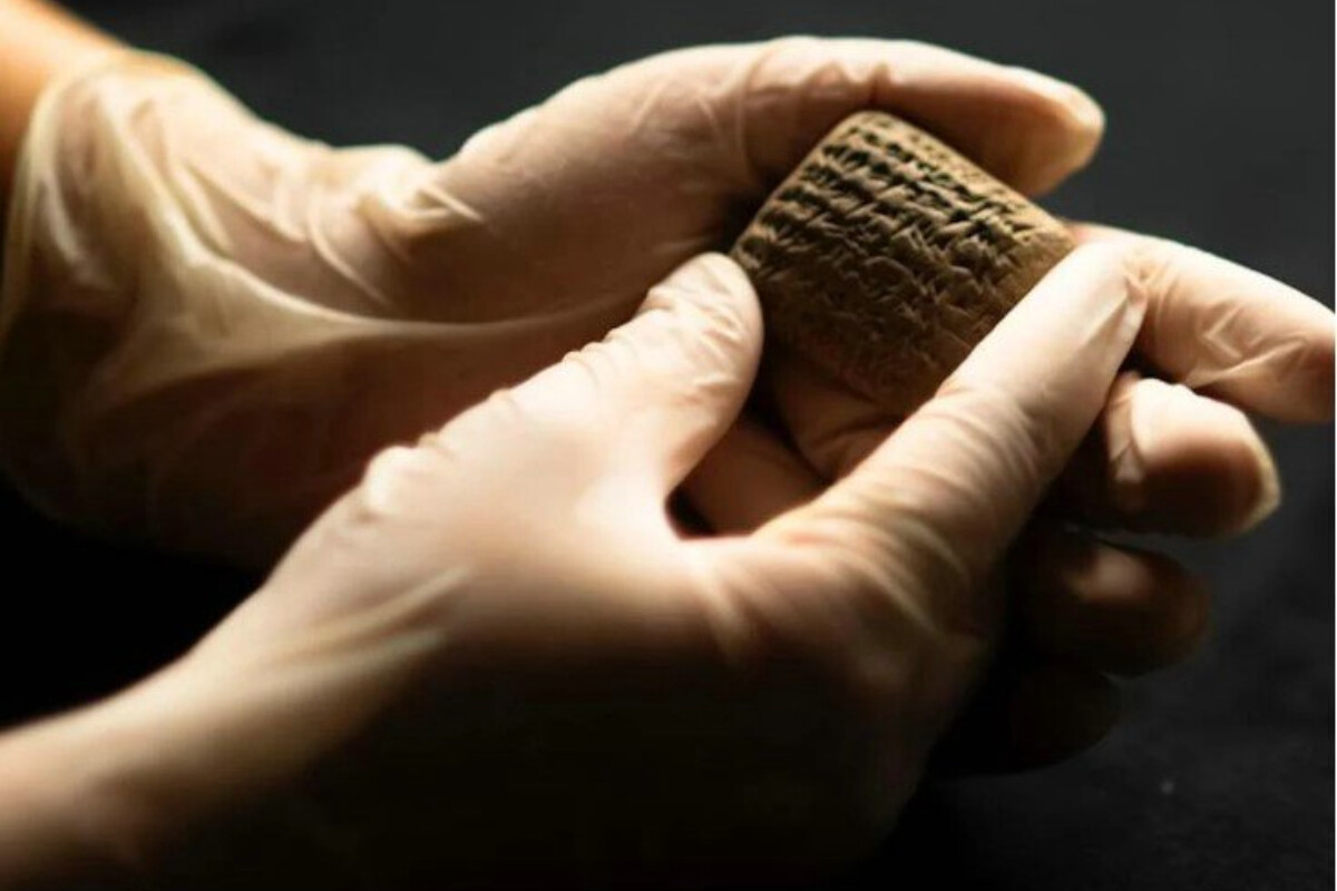 <p>Arxeoloqlar ən qədim alış-veriş siyahısını&nbsp;tapdılar: 3500 il əvvəl satılan şeylər</p>