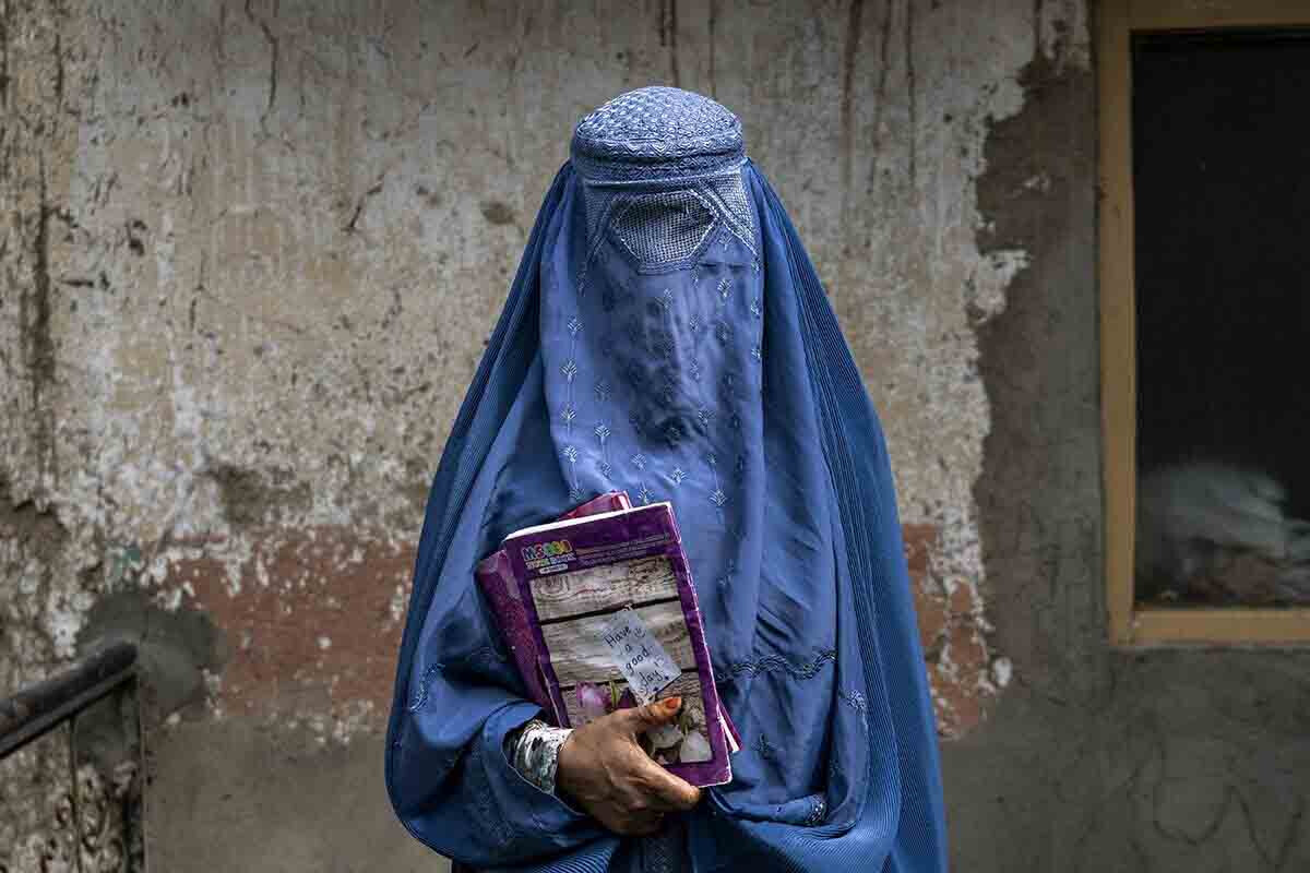 <p>1,4 milyon əfqan qızı Taliban ucbatından orta&nbsp;və ali təhsildən məhrumdur</p>