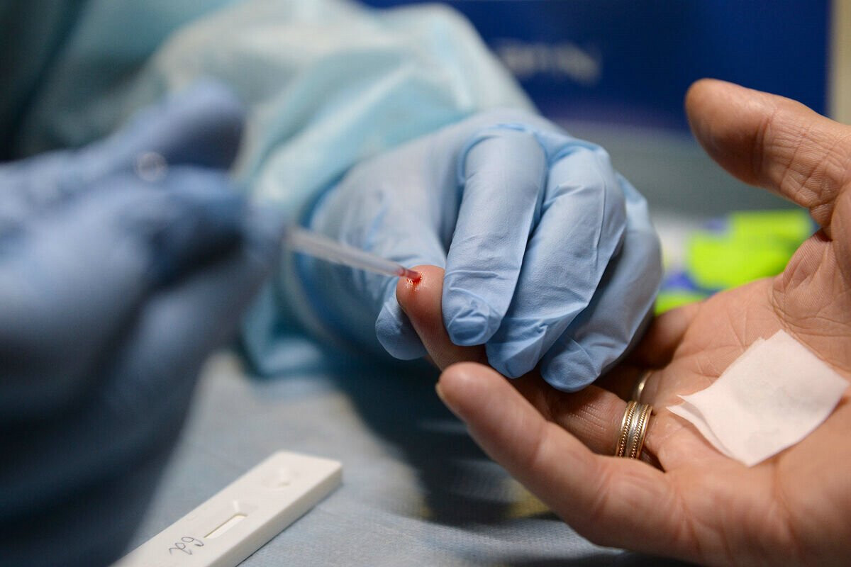 <p>35 yaşdan sonra kişilər hansı testlərdən keçməlidir?</p>