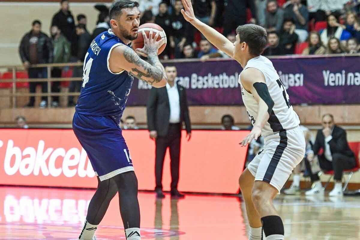 <p>Kişi basketbol&nbsp;millimiz AÇ-da üçüncü cəhddə&nbsp;də fiaskoya uğrayıb</p>