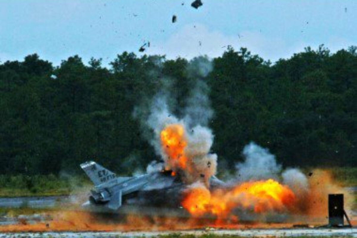 <p>F-16 Ukraynada qəzaya uğrayıb</p>