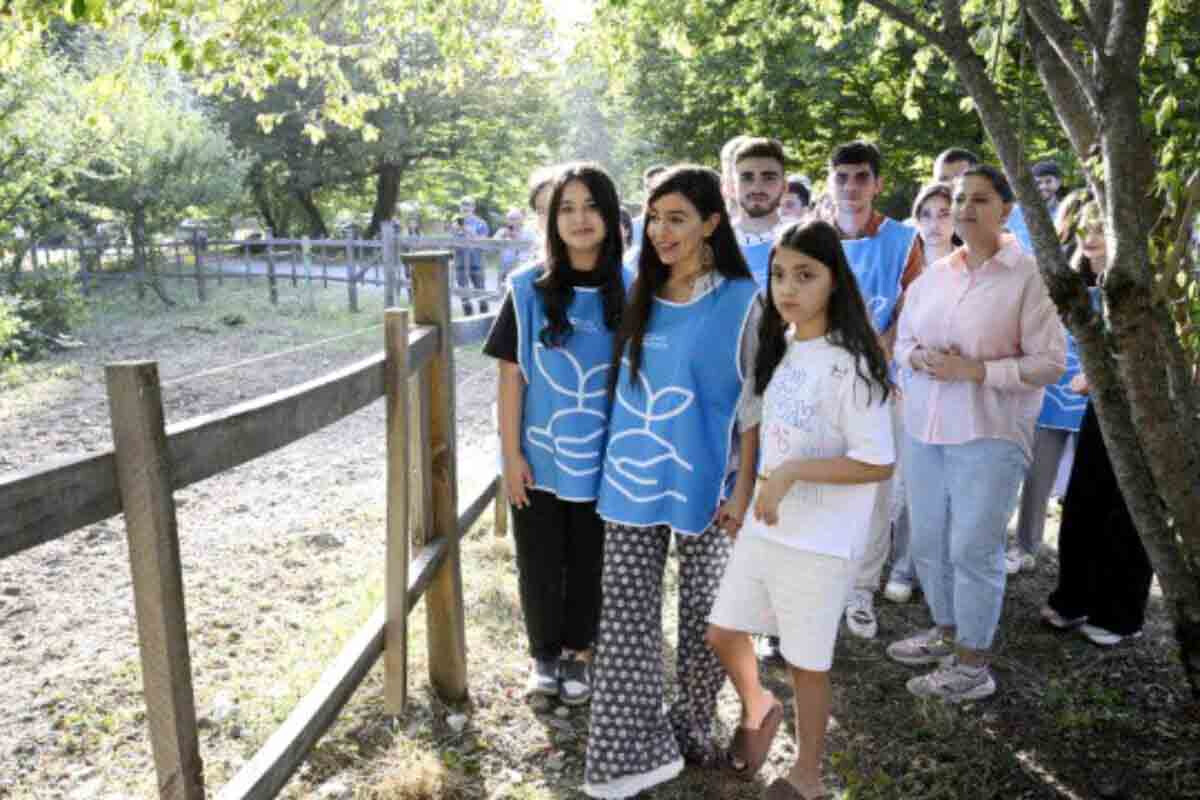 <p>Leyla Əliyevanın iştirakı ilə nadir heyvanlar&nbsp;vəhşi təbiətə buraxıldı</p>