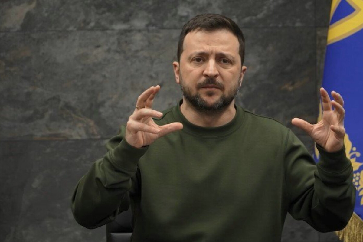<p>Zelenski sülh danışıqlarının aparılmasını təklif edib</p>