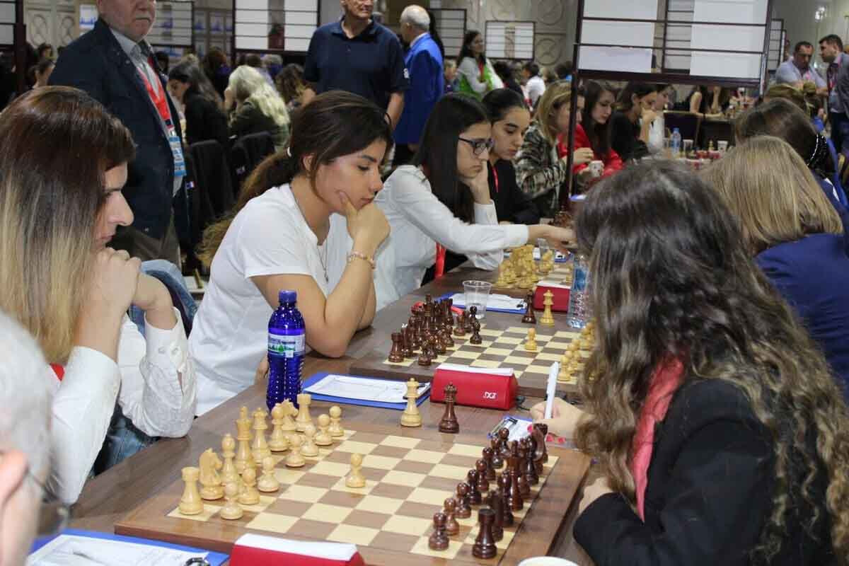 <p>Şahmatçıların 45-ci Olimpiadası başa çatıb</p>