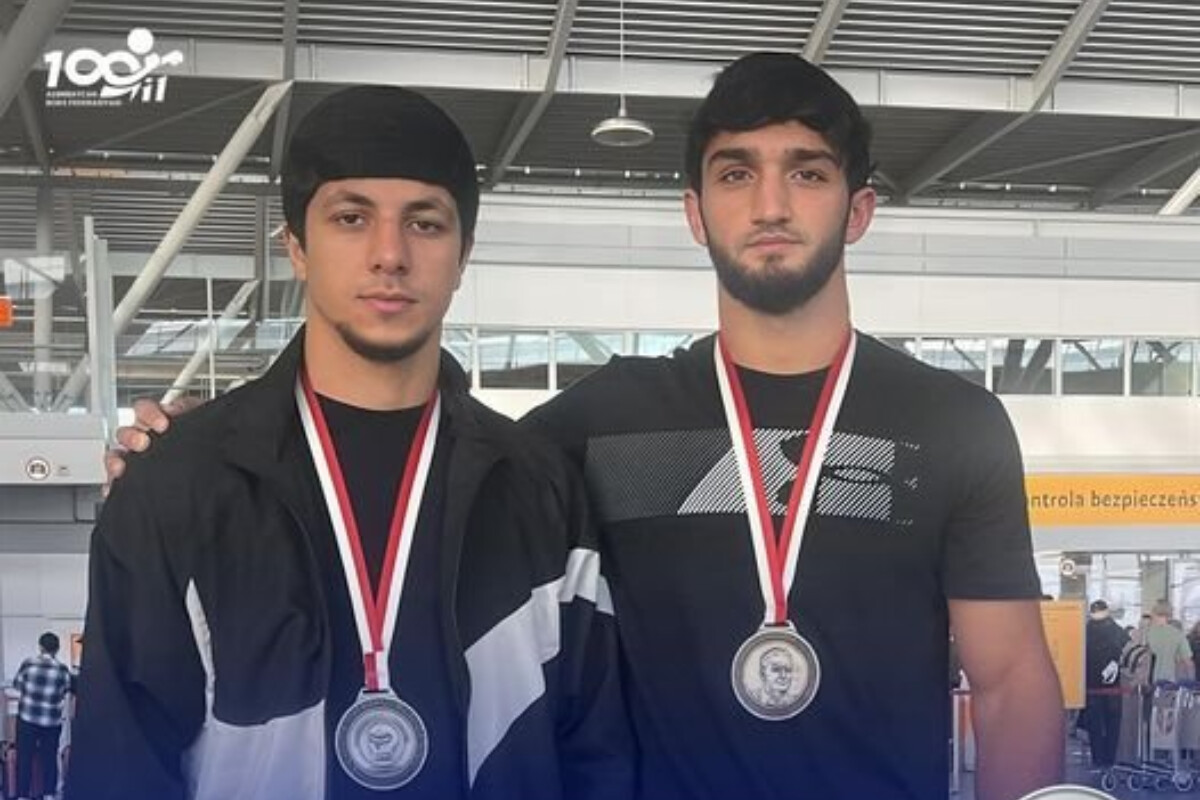 <p>Boksçularımız Polşa turnirindən hərəyə bir gümüşlə dönüb</p>