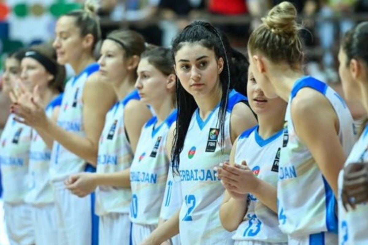 <p>Qadın basketbol millimiz Polşada darmadağın edilib</p>
