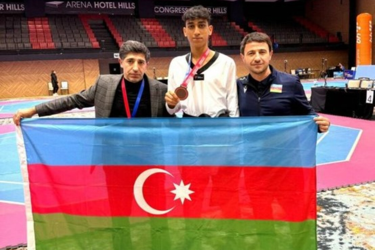 <p>Taekvondoçumuz Vasif Səlimov AÇ-da üçüncü olub</p>