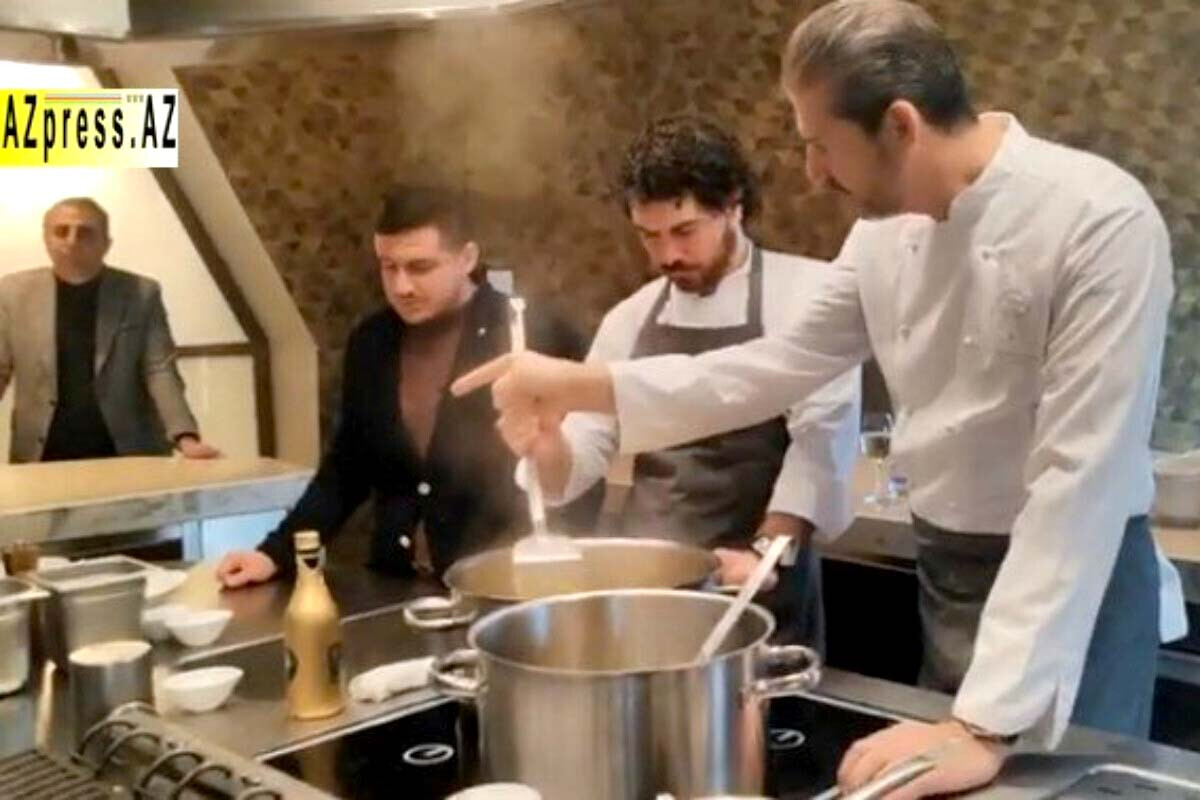 <p>Mişelin ulduzlu aşpaz hazırladığı rizottonı&nbsp;təqdim edib +VİDEO</p>