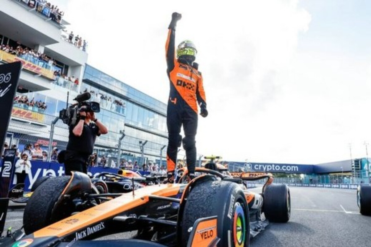 <p>Lando Norris dördüncü dəfə Qran-Prini udub</p>