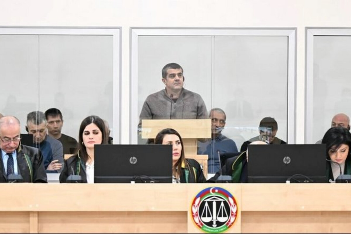 <p>Arayik Arutyunyan: Gəncəyə raket hücumu ilə&nbsp;bağlı açıqlamaya görə təəssüflənirəm və üzr istəyirəm</p>