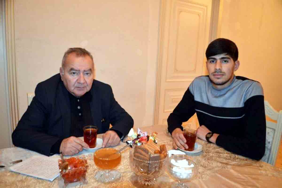 <p>İlqar Həsənov:&nbsp;Bir gəncin yeni yazılan həyat hekayəsi</p>