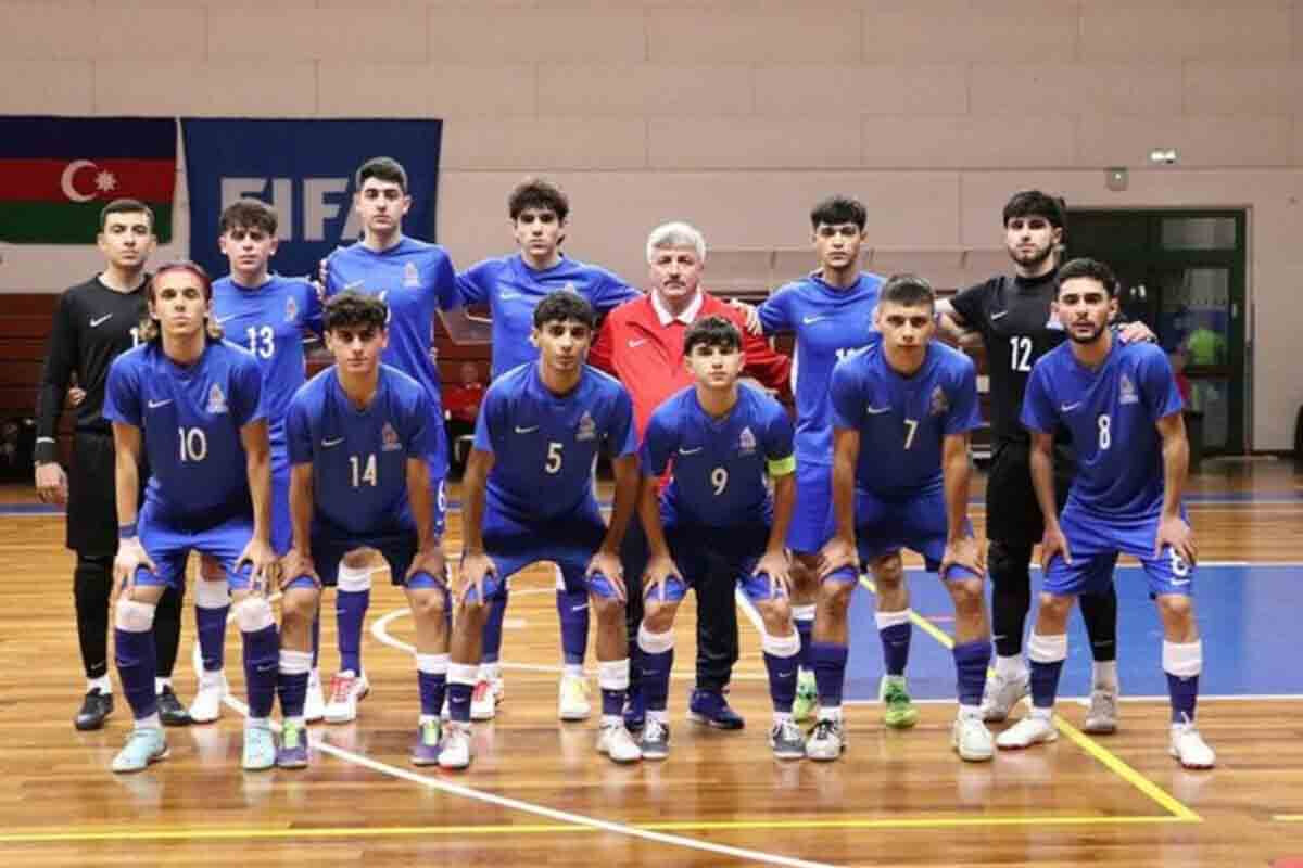 <p>U-19 futzal millimiz AÇ-nin növbəti&nbsp;seçmə mərhələsinə yüksəlib&nbsp;</p>