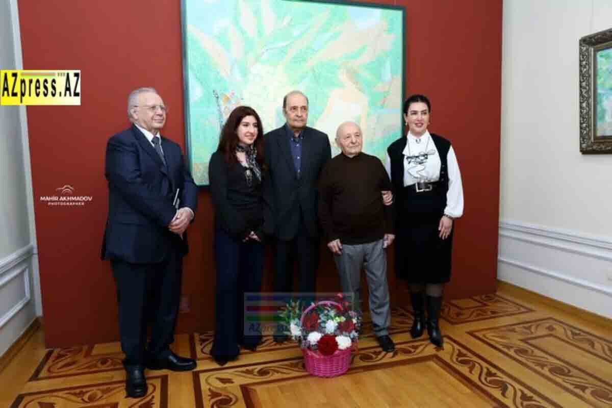 <p>Xalq rəssamı Sirus Mirzəzadənin 