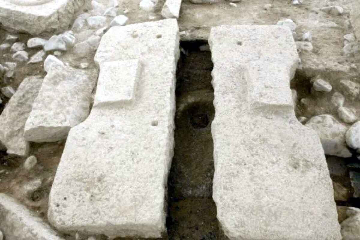 <p>Qədim sarayda 1300 illik kral tualeti tapıldı:&nbsp;onu unikal edən nədir?</p>