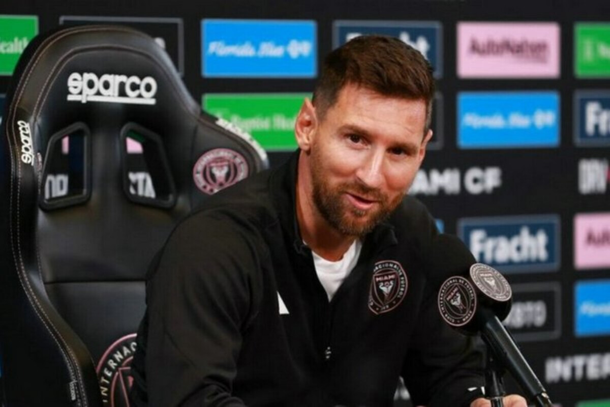 <p>Lionel Messi 