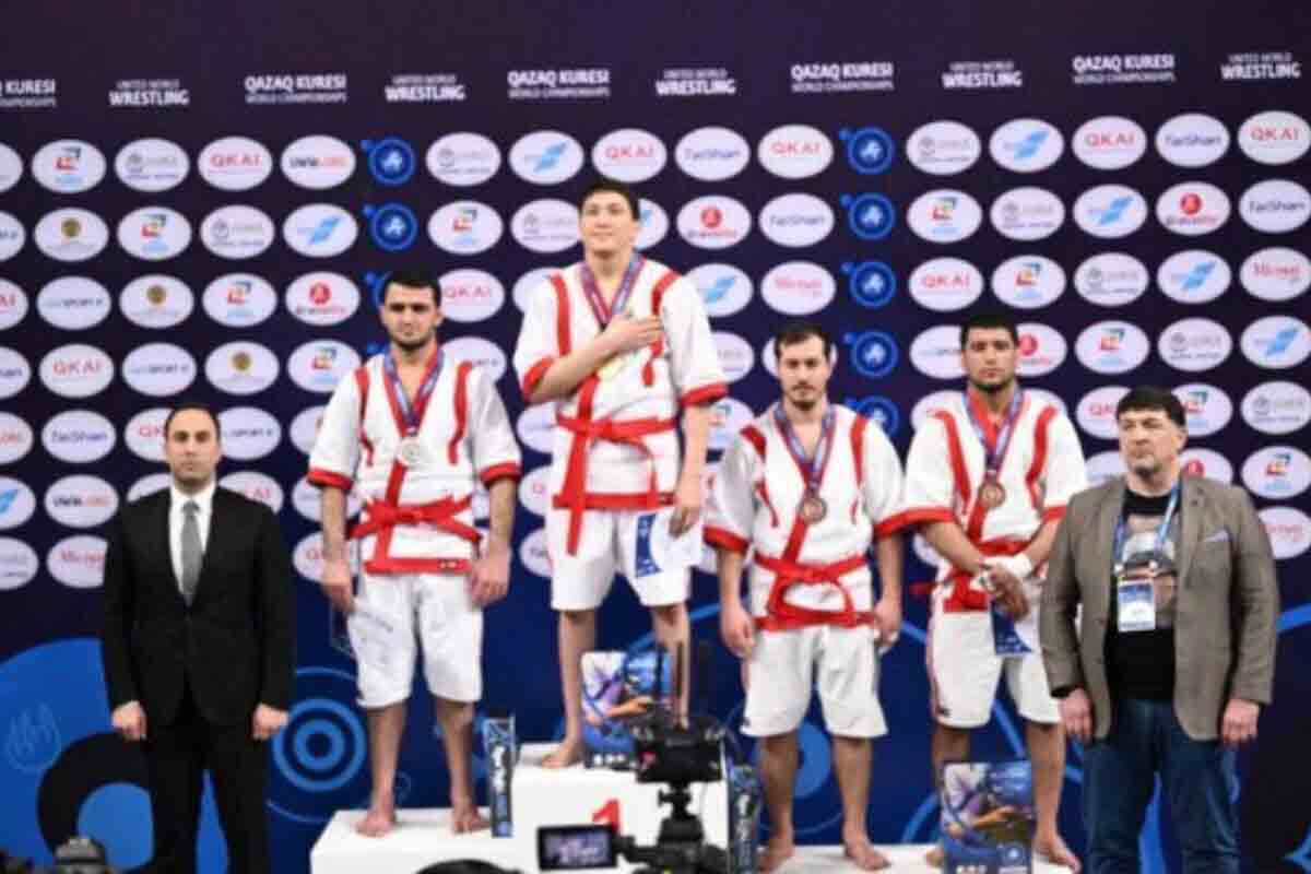 <p>Azərbaycan idmançıları Hindistanda keçirilən&nbsp;dünya çempionatında bir neçə medal qazanıblar</p>