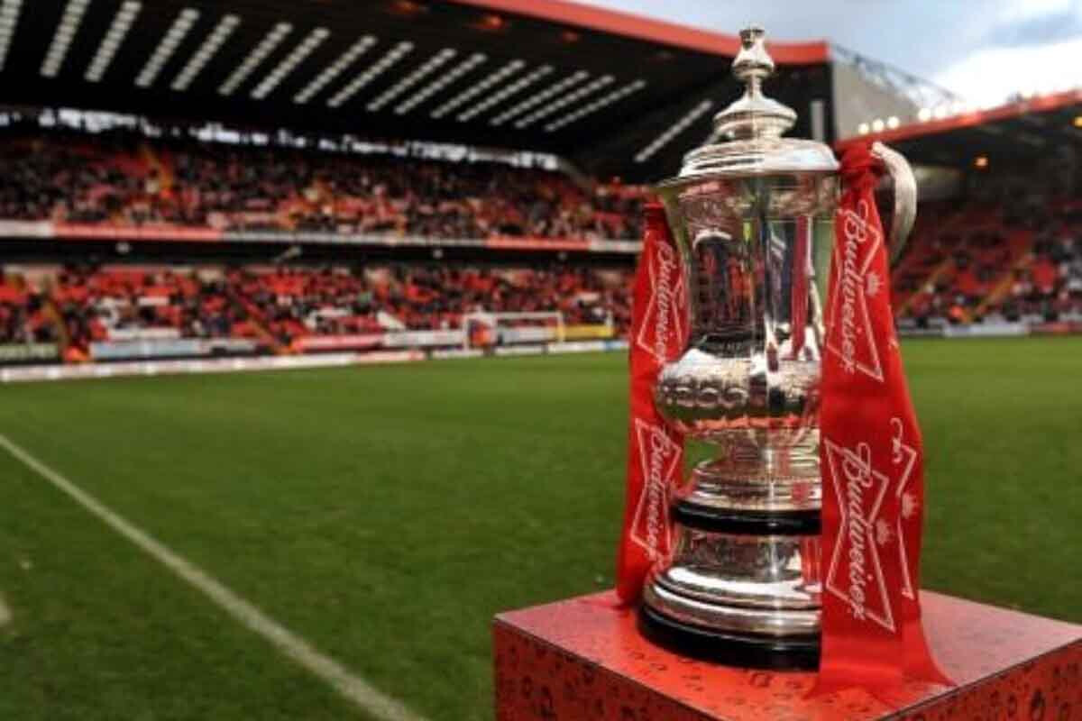 <p>İngiltərə kubokunun 1/4 final mərhələsinin&nbsp;püşkü atılıb</p>