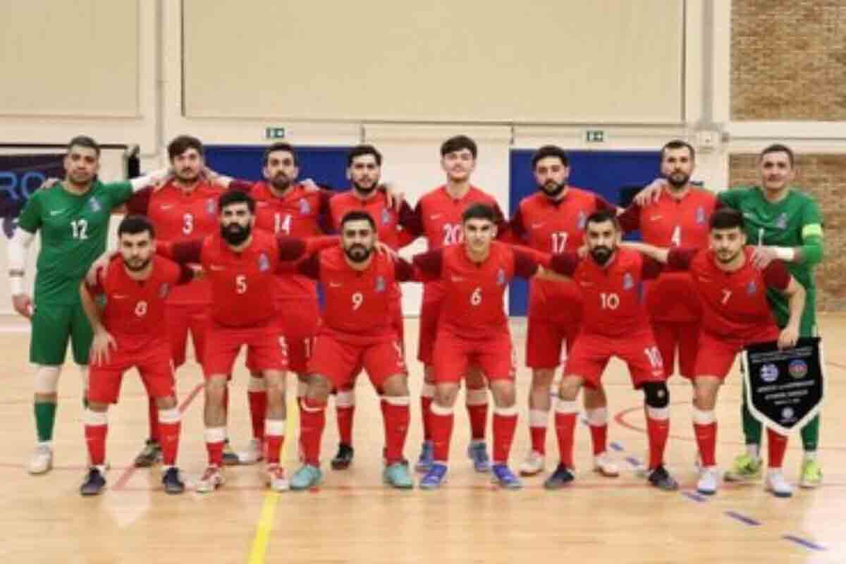 <p>Futzal millimiz Yunanıstana uduzub</p>