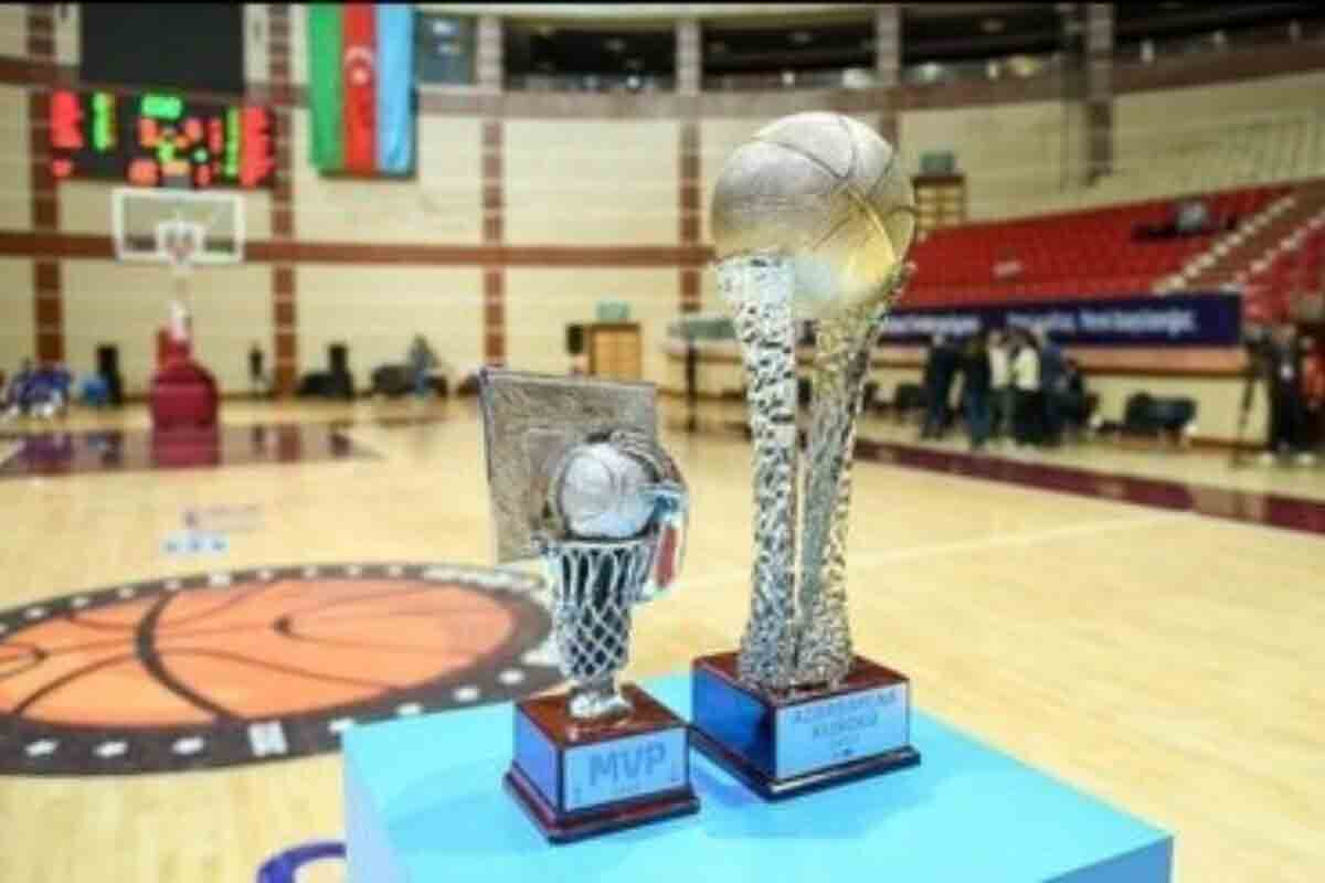 <p>Basketbolçuların ölkə kubokunda 1/2 final oyunları başlayacaq&nbsp;</p>